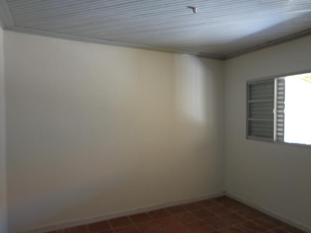 Rua Segisfredo Pesqueiro, 241 Fundos