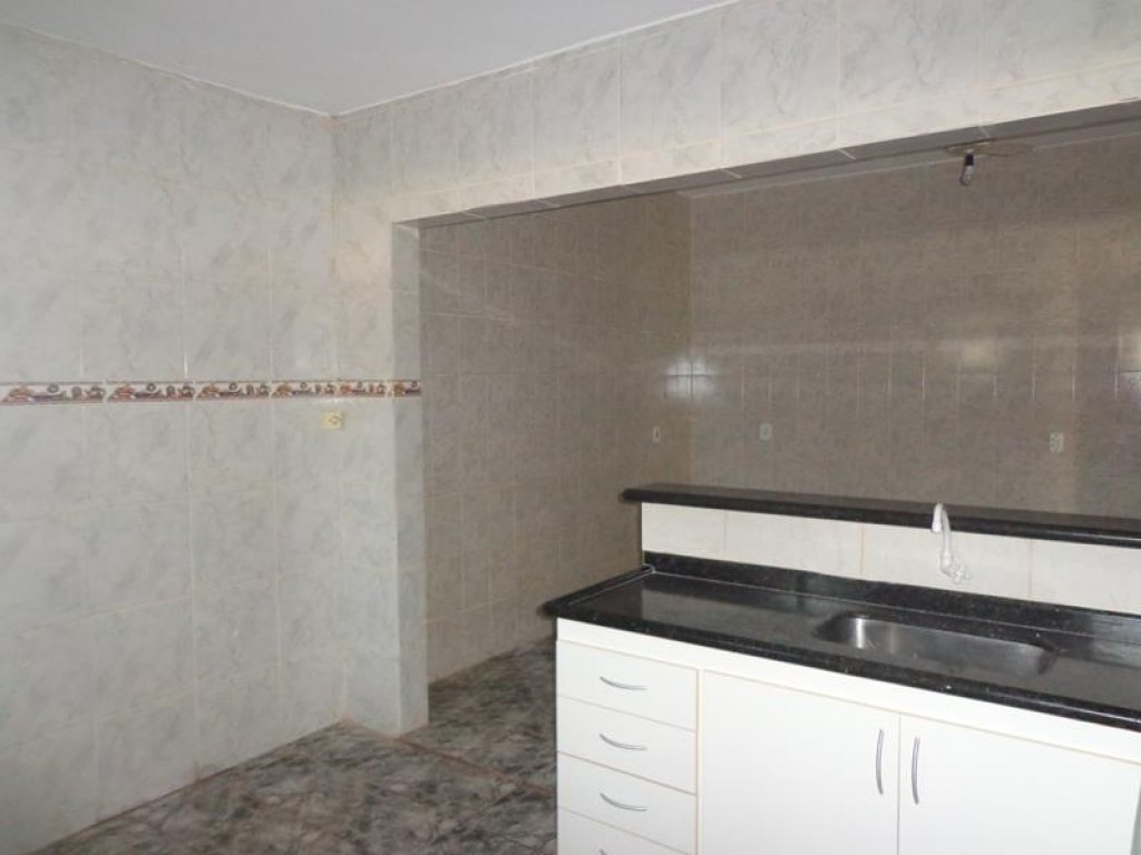 Rua Joaquim V. Padial, 924