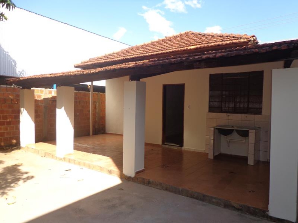 Av. Santa Casa, 1121