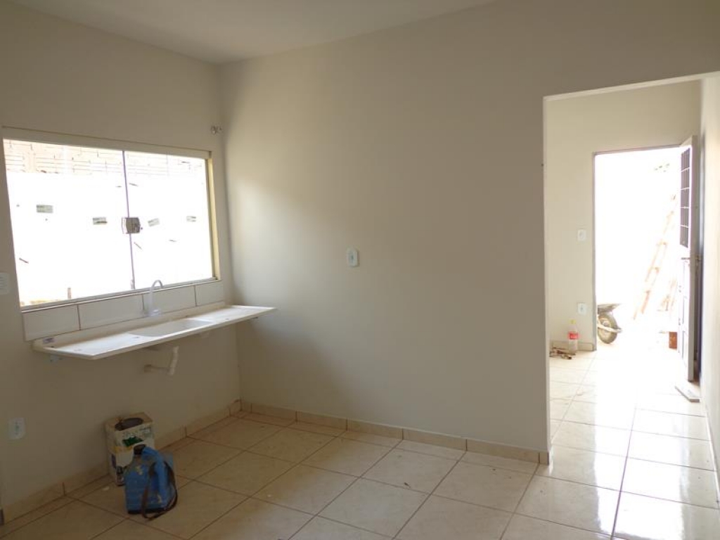 Av. Santa Casa, 2033