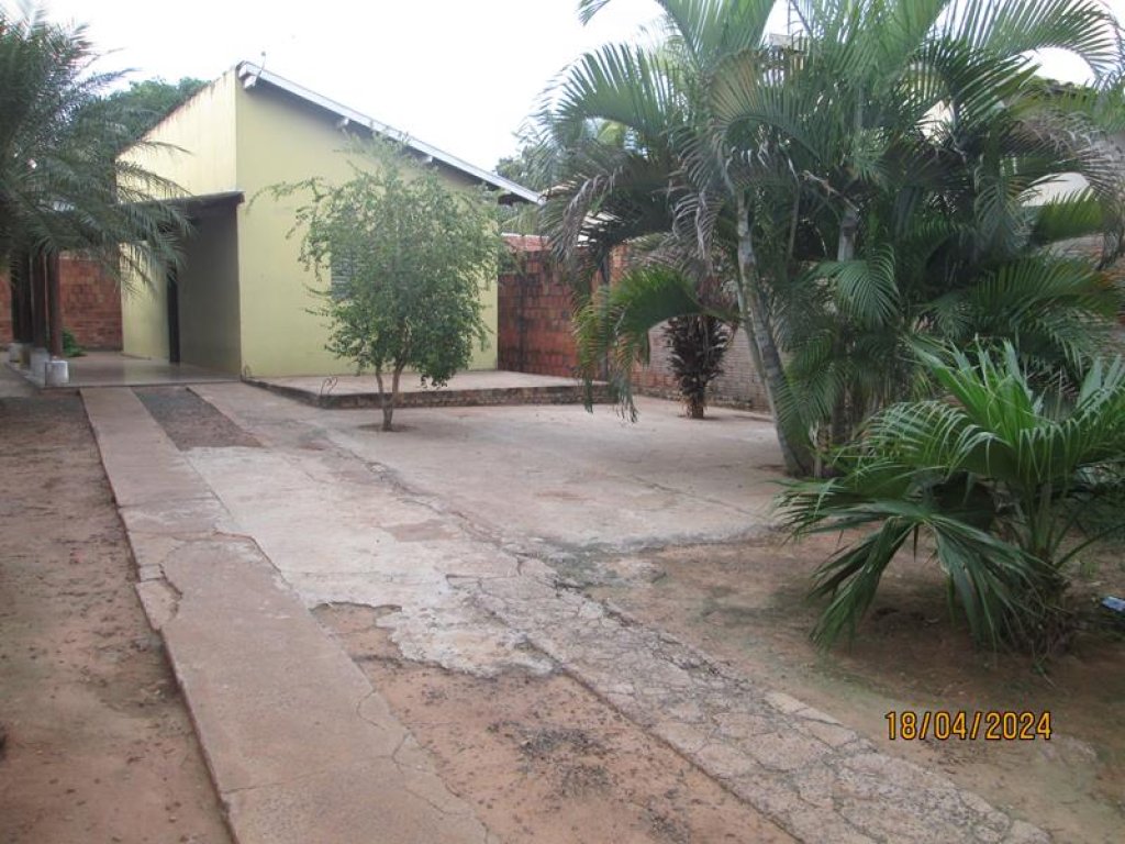 Rua Antônio Carlos Correia Café, 595