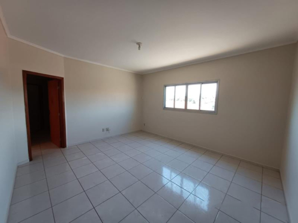 Av. Cristo Redentor, 223, Apto 06 - 1° Andar - Edifício Vila Rica