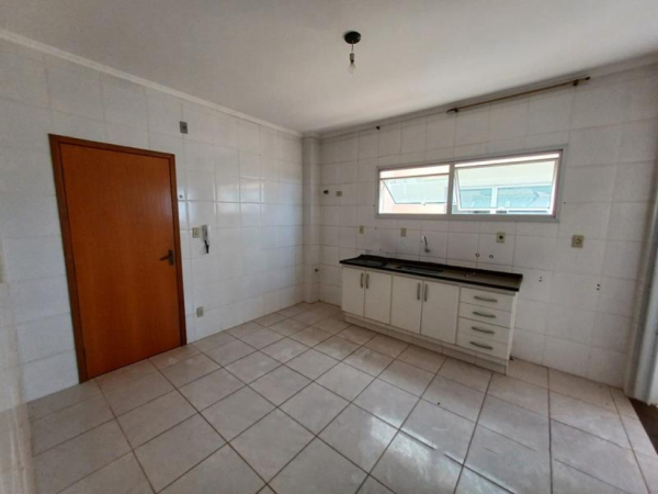 Av. Cristo Redentor, 223, Apto 06 - 1° Andar - Edifício Vila Rica