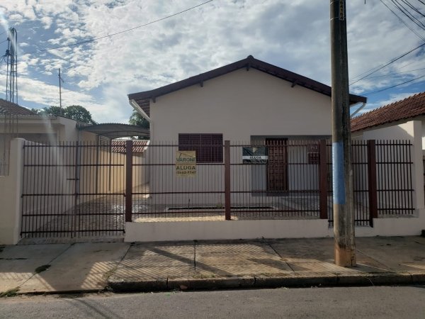 Av. Antonio Veronese, 743