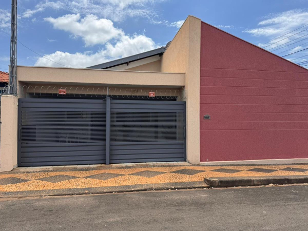 Rua Treze de Maio, 1293