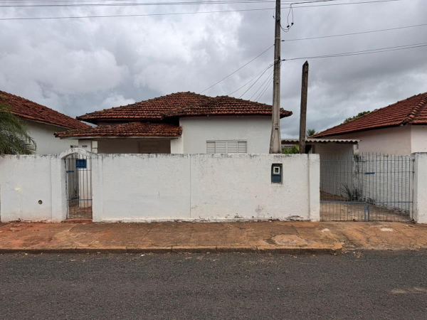 Av. do Estádio, 1327