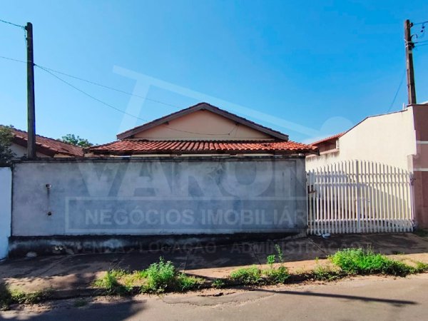 Estrada do Pereirinha, 202