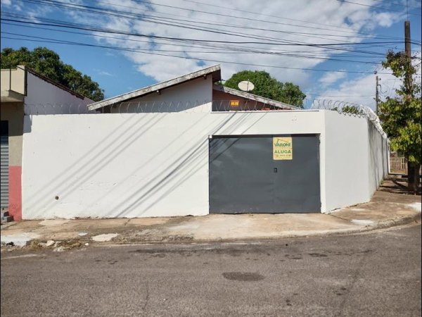 Rua Ariovaldo Ferreira de Souza, 10