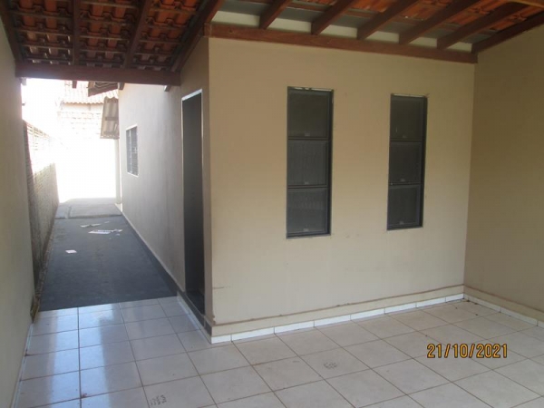 Rua Alípio Lopes das Neves, 179