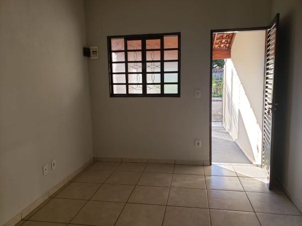 Rua João Batista de Souza, 370 