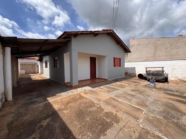 Rua Roberto Sabino, 141 