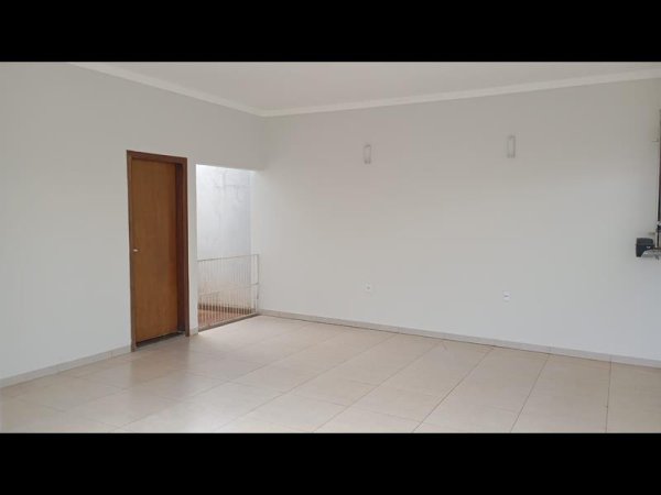 Rua Eugênio dos Santos Rocha, 580 