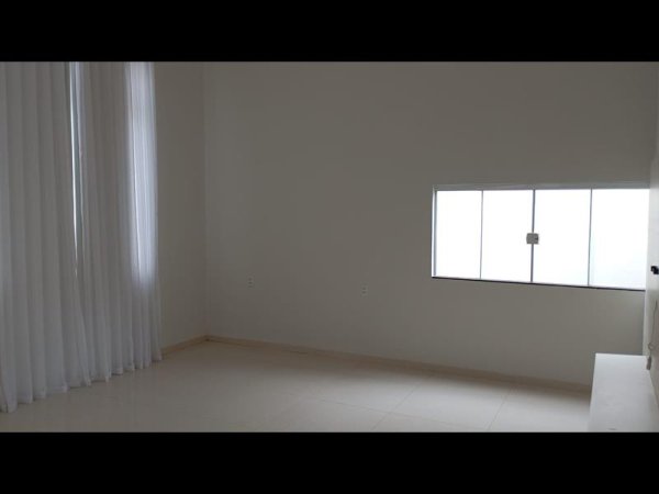 Rua Eugênio dos Santos Rocha, 580 