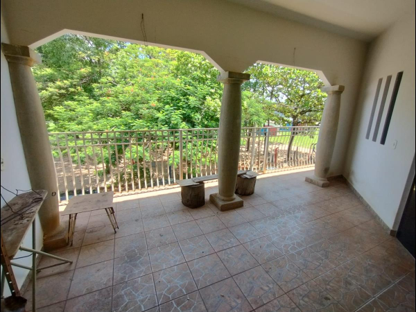 Av. Guilherme Lang, 30 