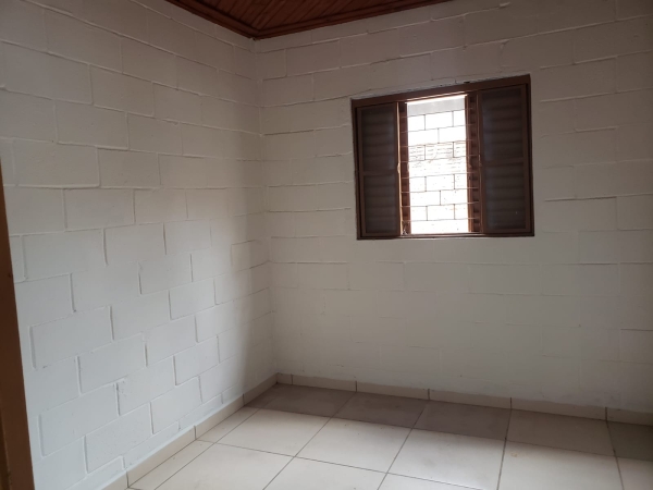 Rua Irmãos C. de Oliveira, 908