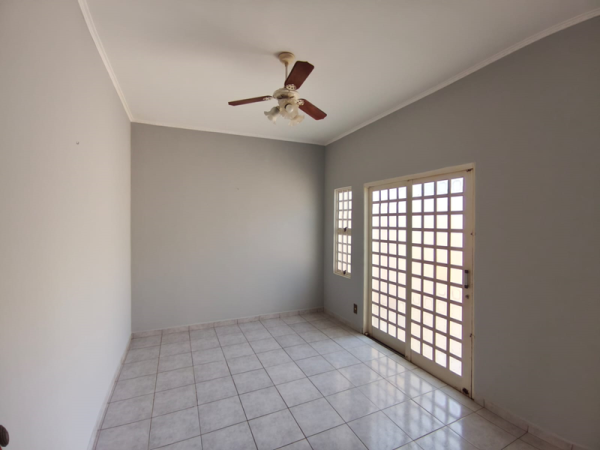 Rua Raul Forchero Casasco, 604