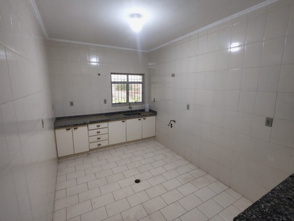 Rua Altino Vaz de Mello, 897