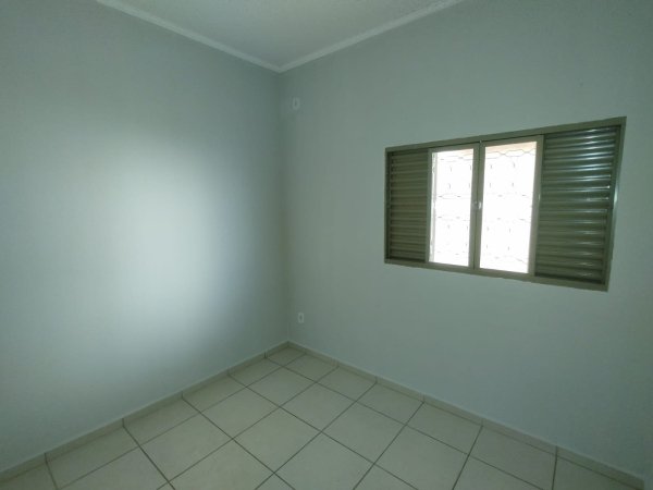 Rua Maria de Lourdes Castilho Lima, 82