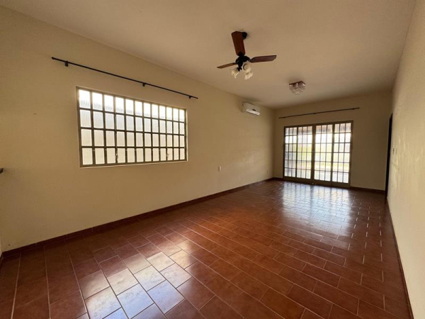 Av. do Estádio, 1123