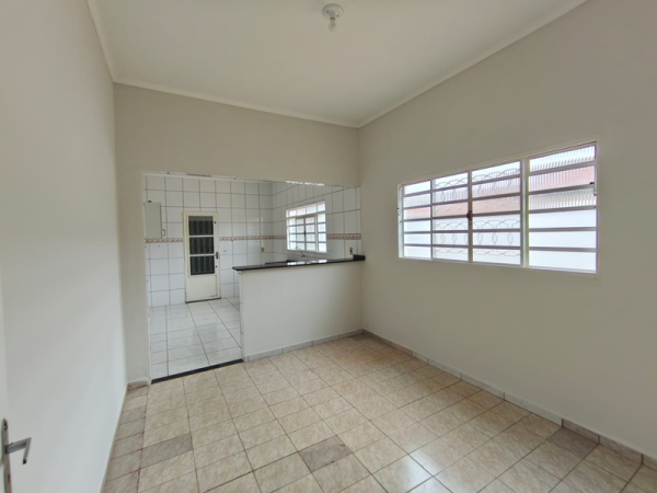 Rua Menino Ariovaldo, 35