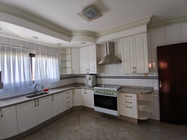 Praça Dr Carlos Sampaio Filho, 45 - Apartamento 51