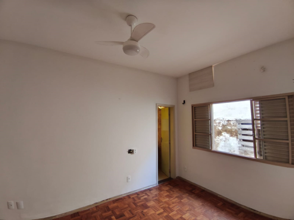 Av. Antônio Define, 770