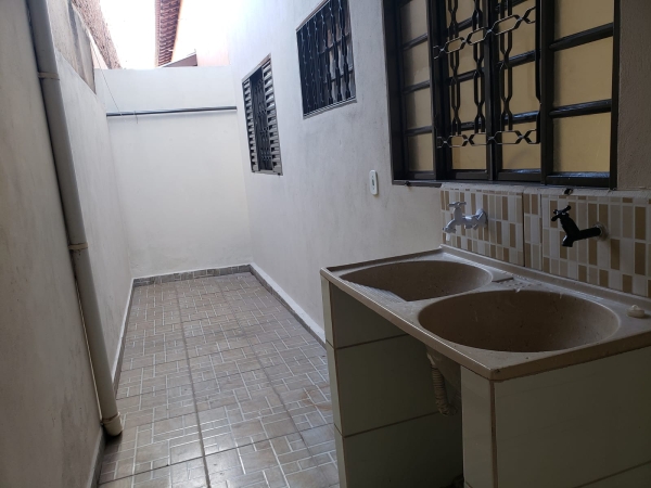 Rua João Batista de Souza, 370 