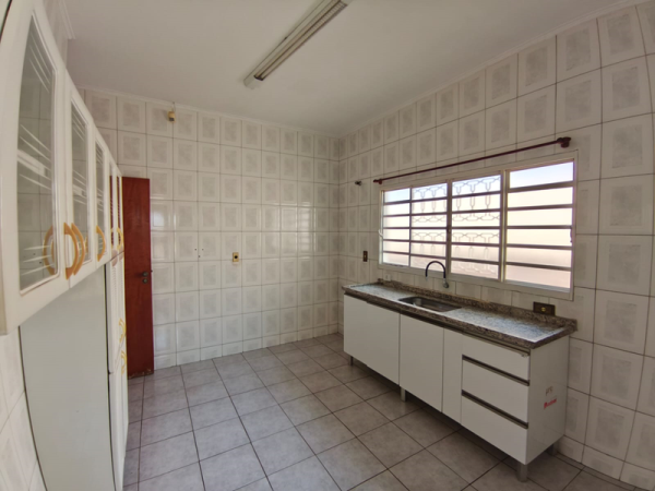 Rua Raul Forchero Casasco, 604