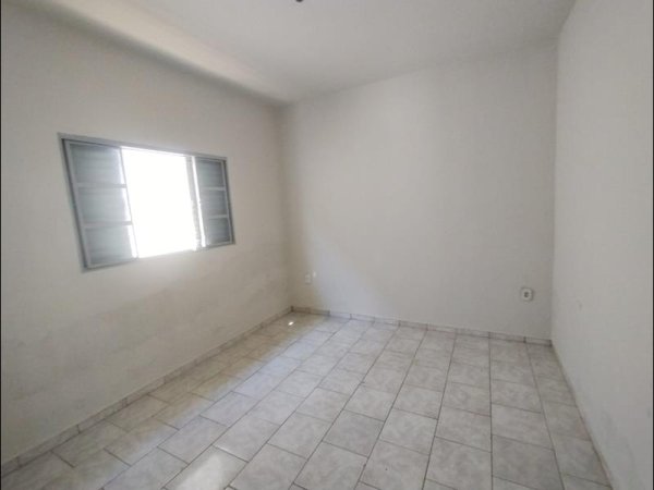 Rua Ariovaldo Ferreira de Souza, 10