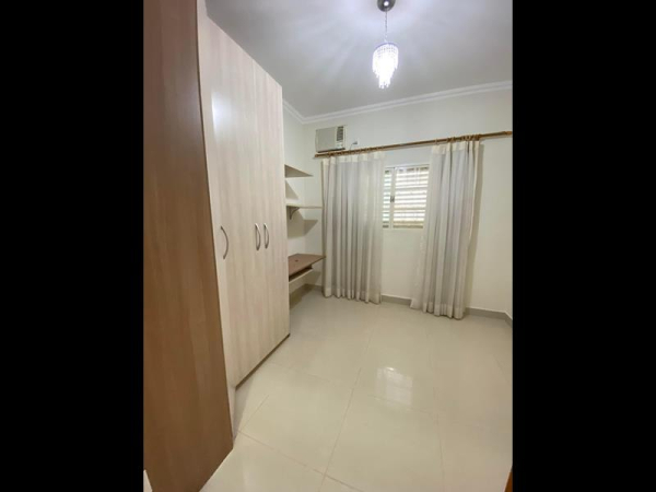 Rua Izidoro Gomes Martines, 120.