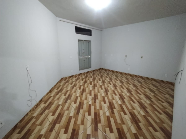 Av. Guilherme Lang, 30 