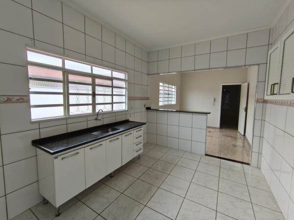 Rua Menino Ariovaldo, 35