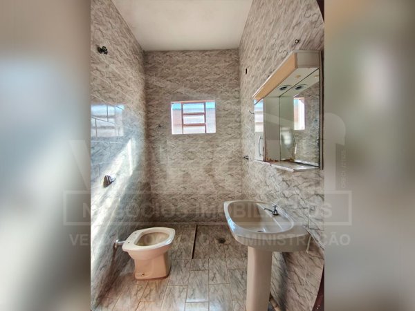 Estrada do Pereirinha, 202