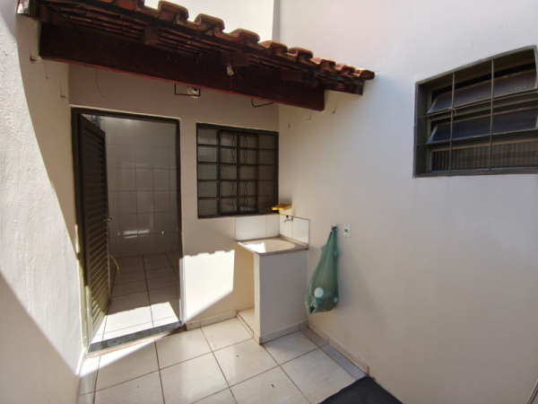 Av. Antônio Veronese, 1150