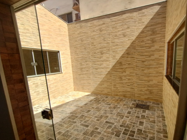 Av. Minas Gerais, 631