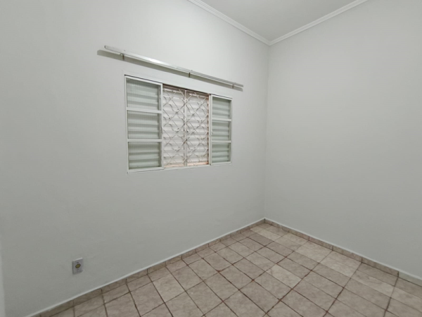 Rua Menino Ariovaldo, 35