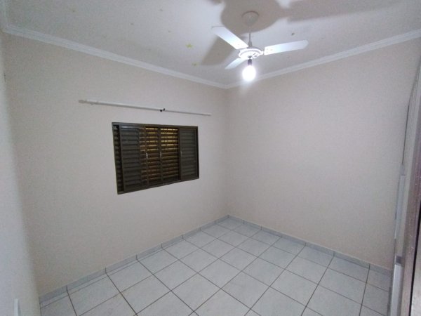 Rua Frei Domingues Riezzi, 90