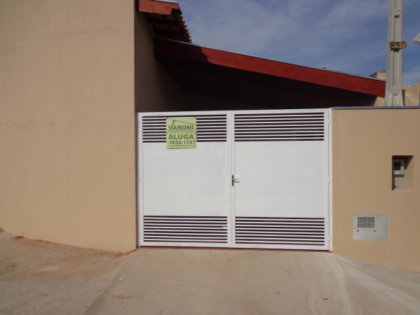  Av. Adelino Veronese, 830                            