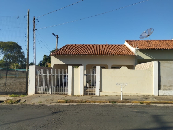 Rua José Ferreira Leite, 156