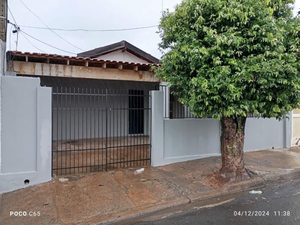 Rua Luiz Eduardo Nadai Alberton, 1760