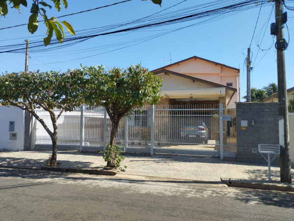 Av José Dias dos Santos, 10