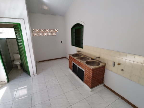 Av Ivanoé de Cunto, 286