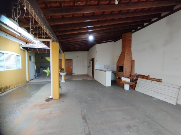 Rua Giácomo Paro, 257 