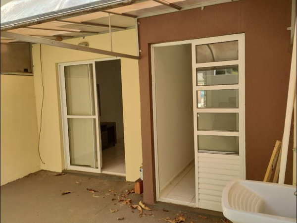 Rua Augusto Pereira de Moraes, 2215, Apto 94 - Res. Paineiras