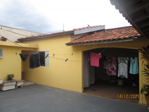 Rua Segisfredo Pesqueiro, 165