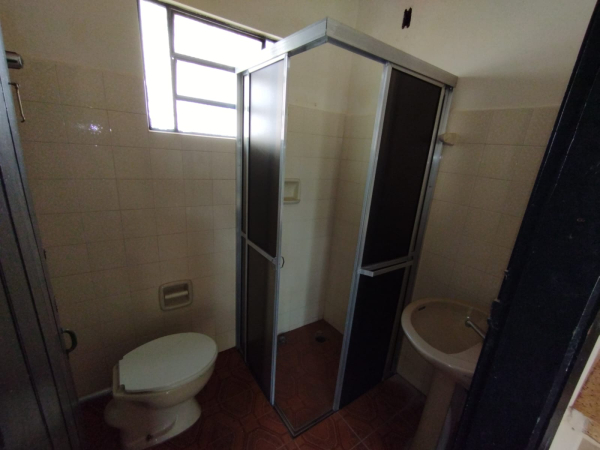 Av Eugenia Montrazi, 109