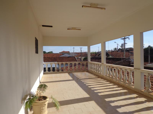 Av. Marginal  Maria Chica, 1241