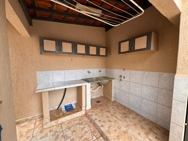 Rua Treze de Maio, 1293