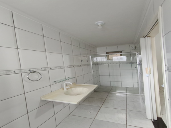 Rua Menino Ariovaldo, 35