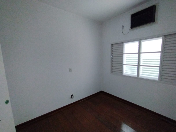 Rua dos Jequitibás, 67